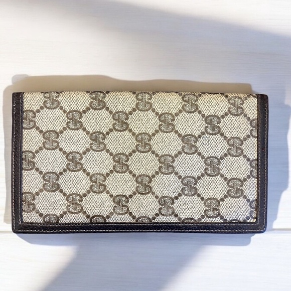 GUCCI Vintage GG 80s Monogram Flap Wallet - Picture 1 of 16